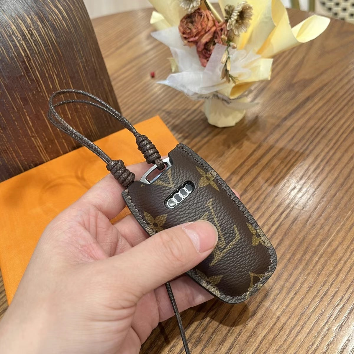 Luksuriøst læder-smartnøglecover – designet til Audi, BMW, Benz & VW 🚗✨