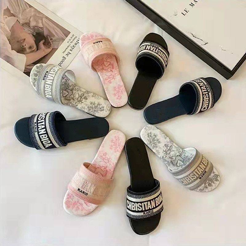 Light Luxury Embroidered Letter One-Strap Slide Slippers