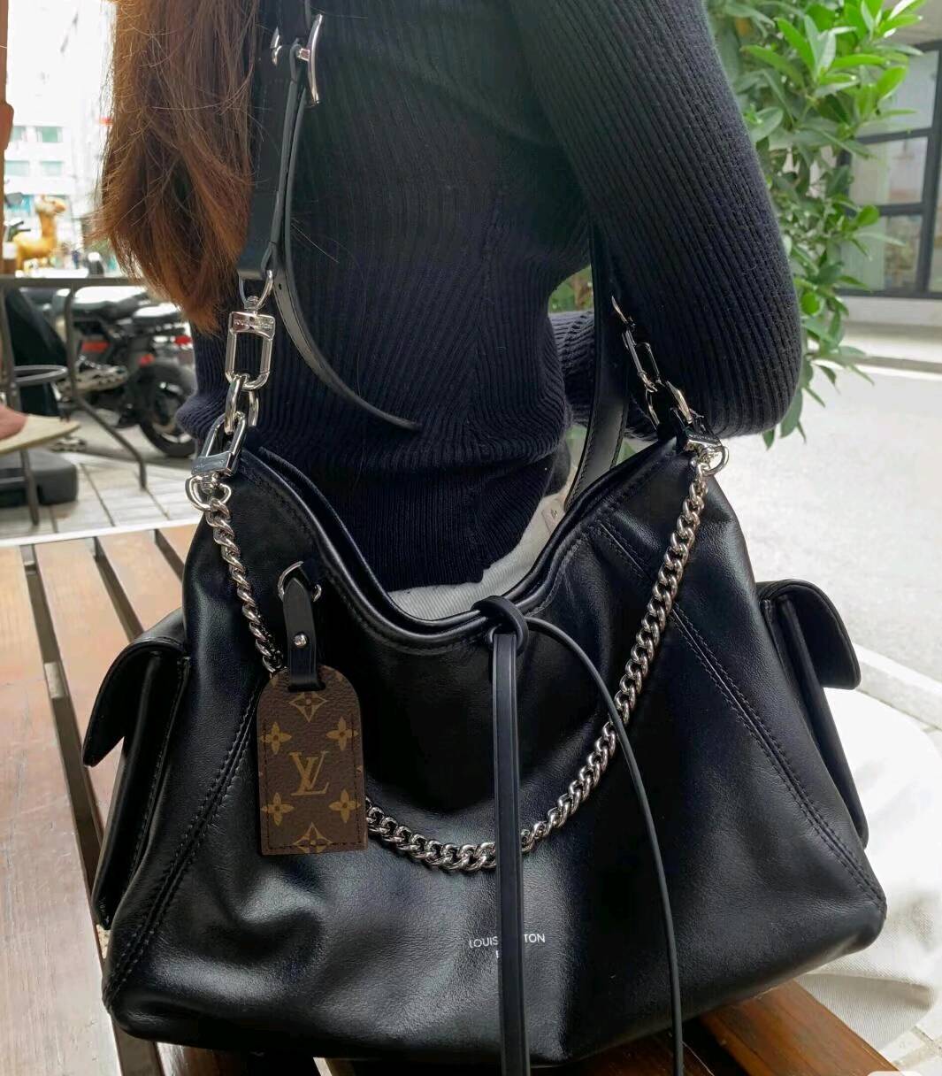 Luxury Soft Leather Signature Shoulder Tote Bag