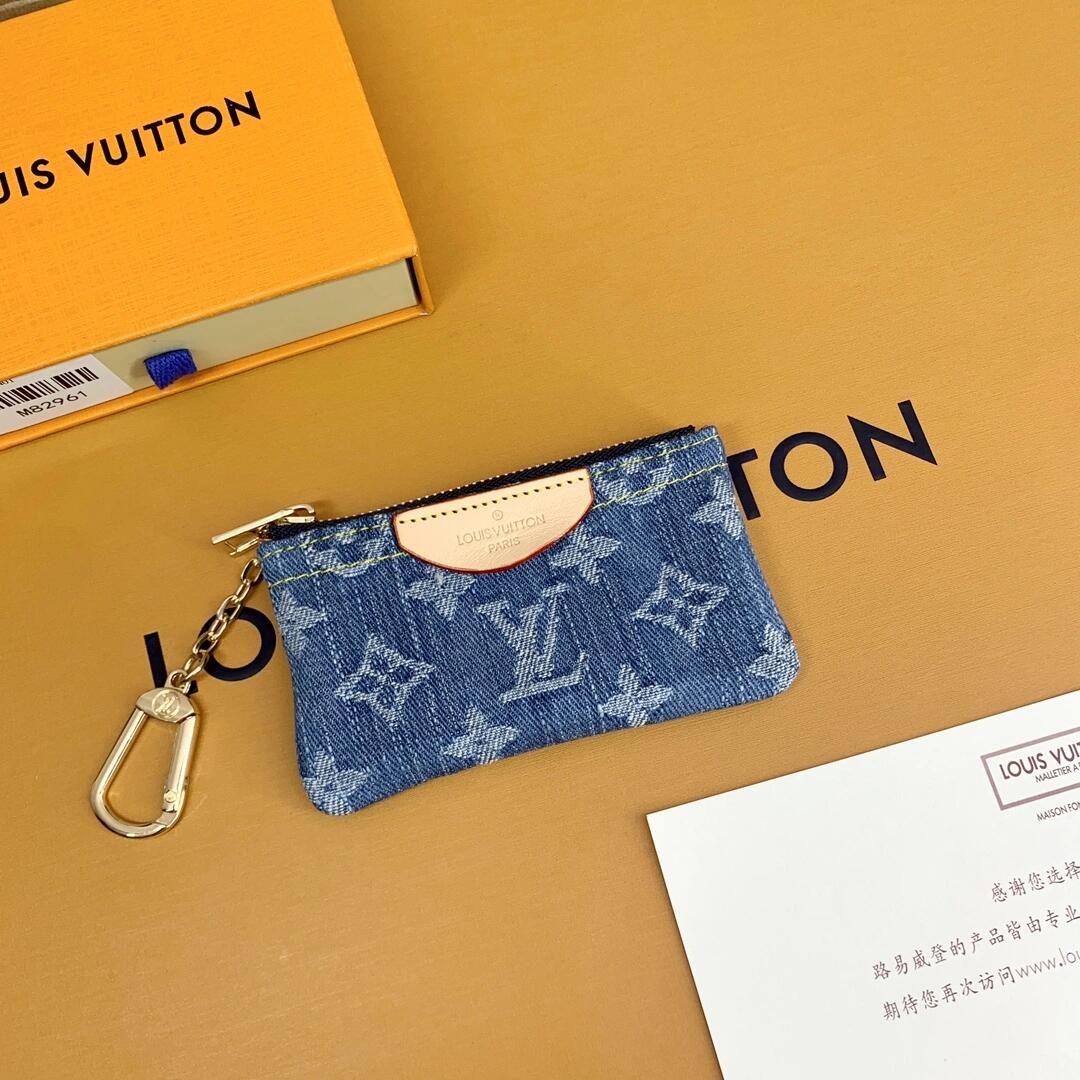 ラグジュアリーなモノグラムコインポーチ – スタイリッシュ & コンパクトなキーチェーンウォレット