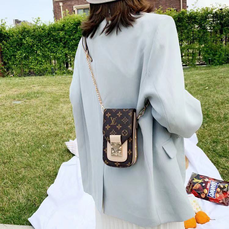 Crossbody nahkainen puhelinlaukku