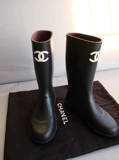 Elegant Classic Waterproof Tall Boots – Timeless Style & Comfort