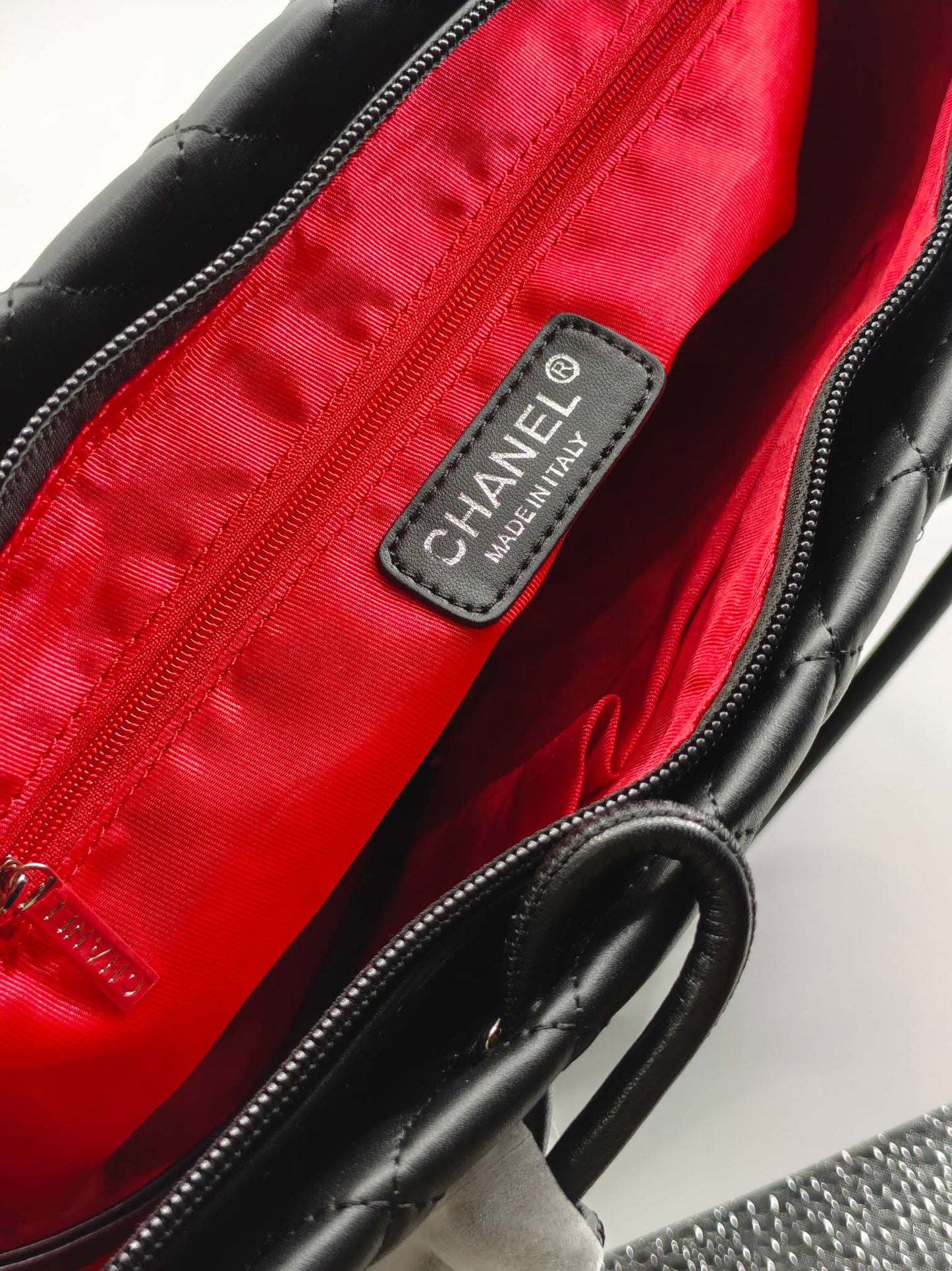 Premium Quilted Leather-Style Tote Bag with Dual Handles