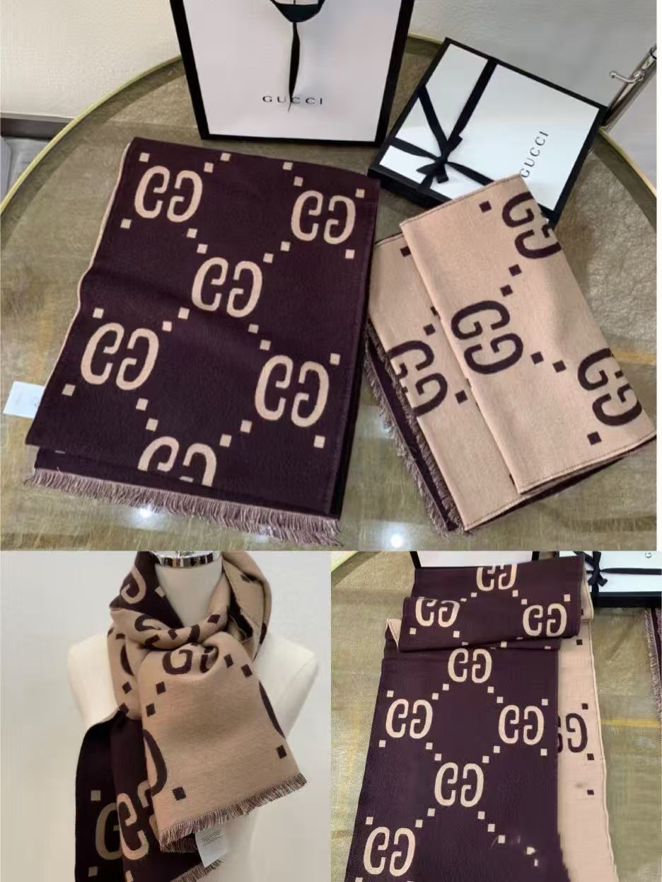 Cozy Double-Sided Knitted Monogram Scarf – Winter Luxury Essential