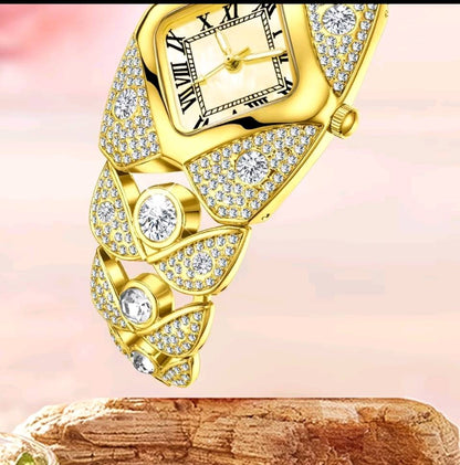 ✨Luxury Palace Style Quartz Watch