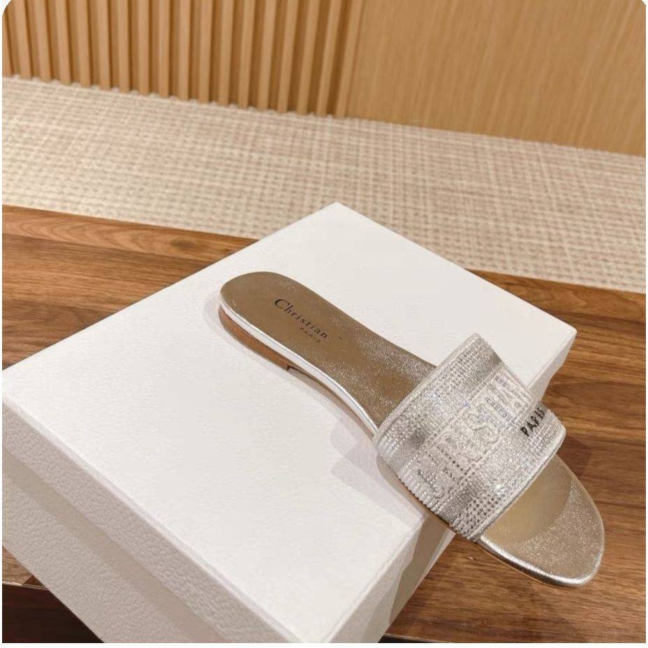 Light Luxury Embroidered Letter One-Strap Slide Slippers