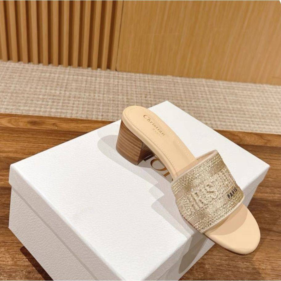 Light Luxury Embroidered Letter One-Strap Slide Slippers