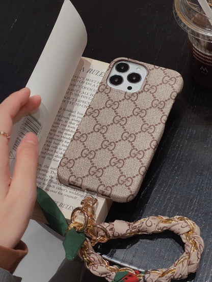 Lou Silk Bristand Case Iphone