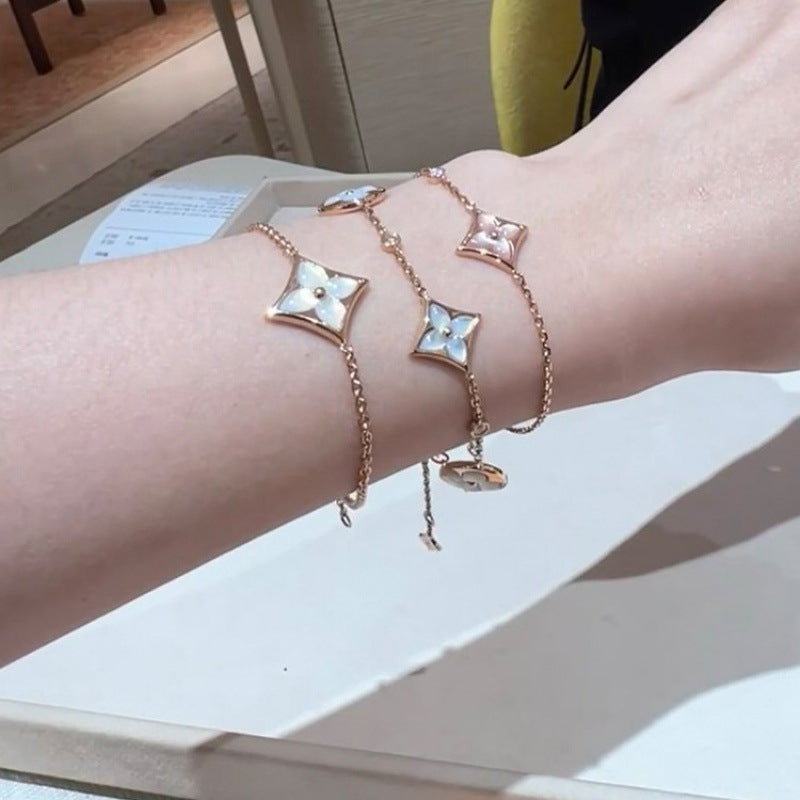 Luxury Crystal Armband - Tidlös skönhet på din handledstillbehör