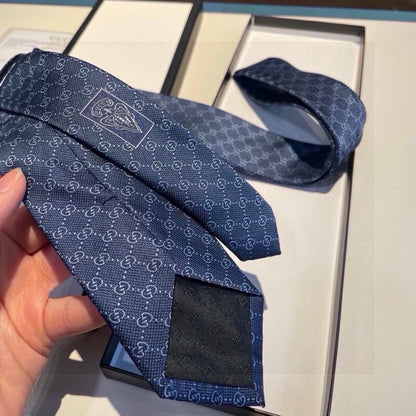 Exquisitely patterned tie