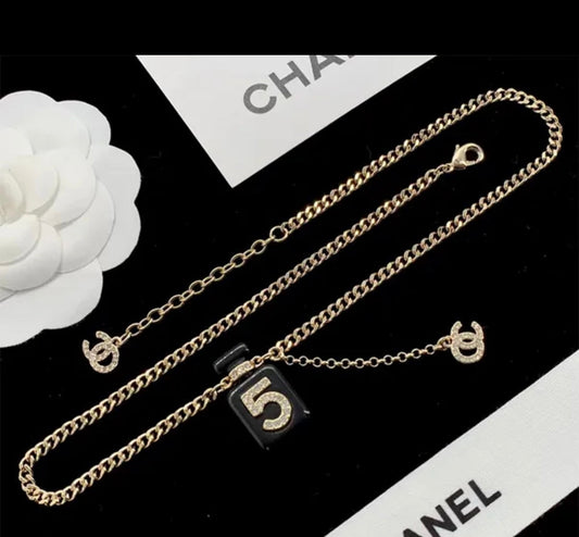 Collana pendente di design