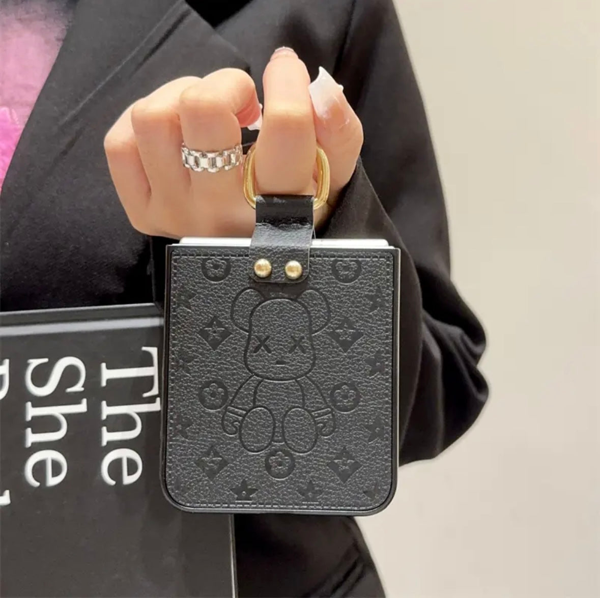 "Samsung Z Flip sorozatú bőr összecsukható zuhanásgátló mobiltelefon tok, ujjgyűrűs csat kialakítással"