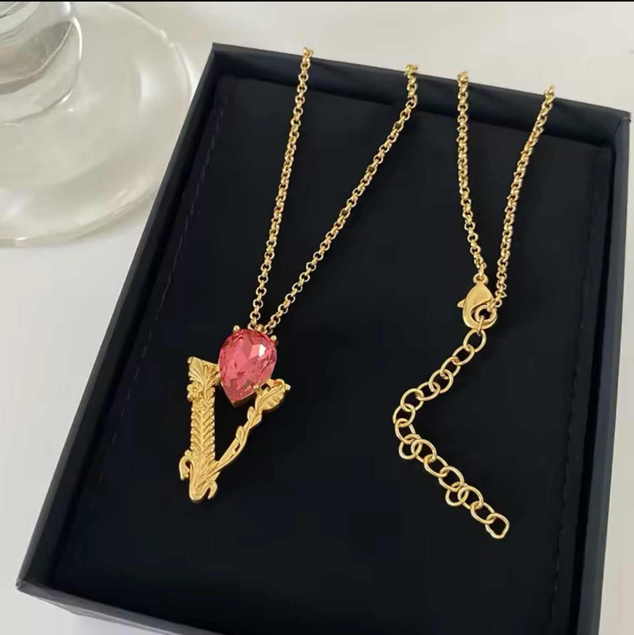 Nytt 18k guldpläterat transparent ädelstenhalsband