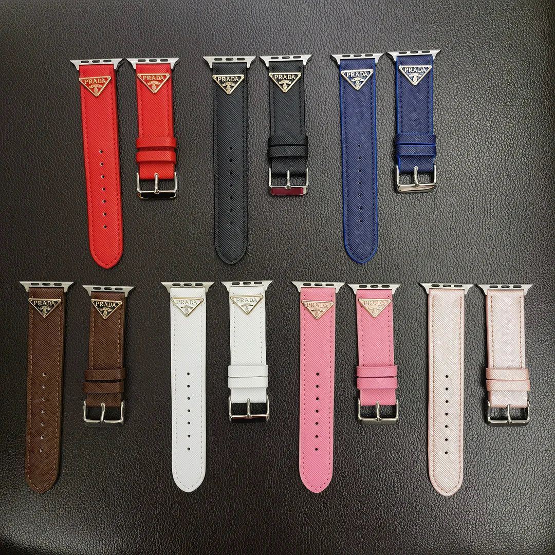 Cinturino per Apple Watch in pelle con etichetta monogramma doppio triangolo
