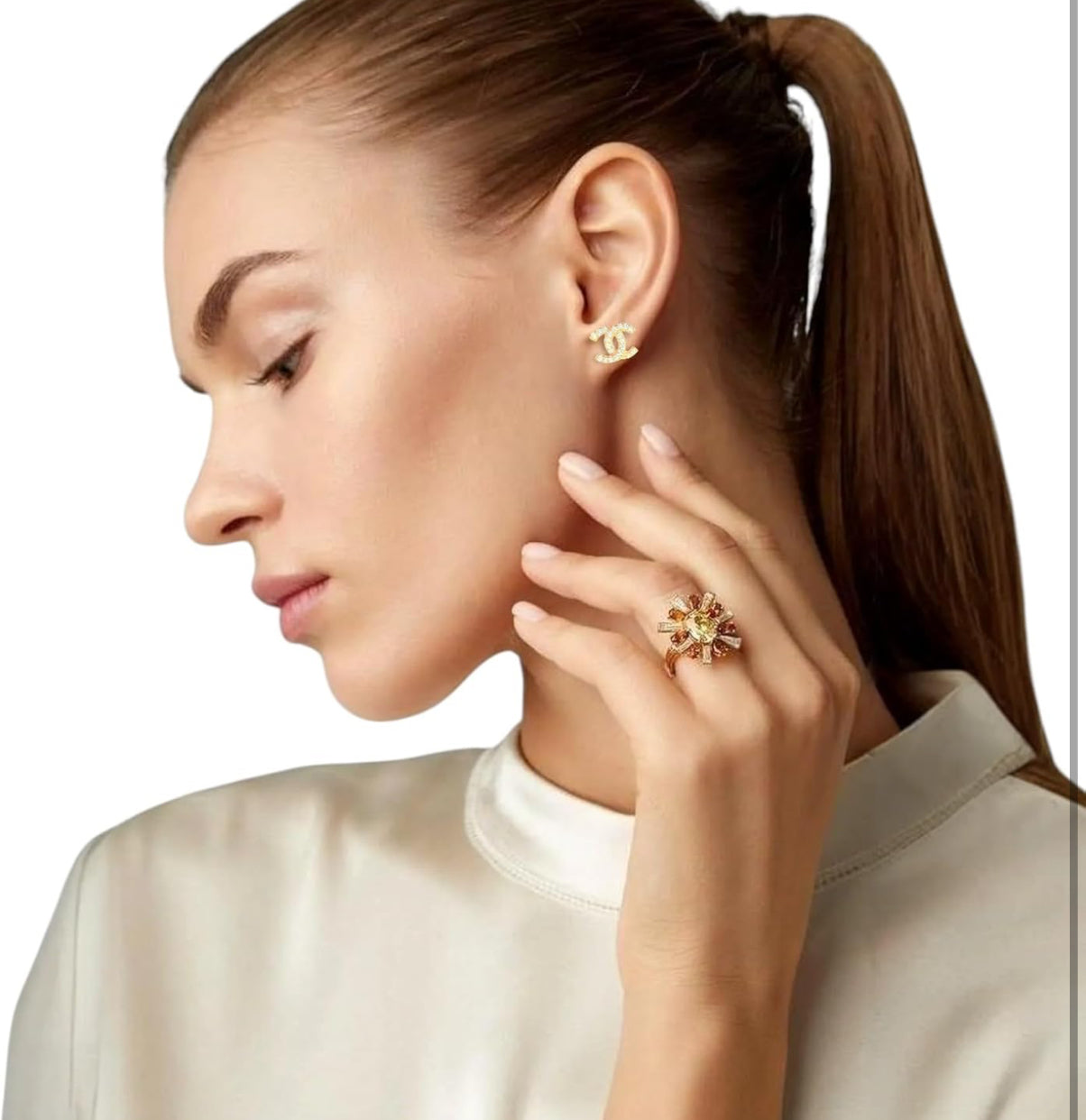 Dobbelt c logo nitter med zirconia guld tone