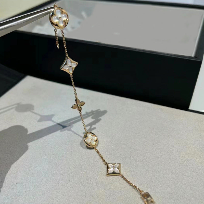 Luxury Crystal Armband - Tidlös skönhet på din handledstillbehör