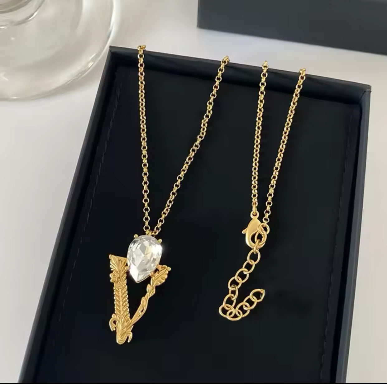 Nytt 18k guldpläterat transparent ädelstenhalsband