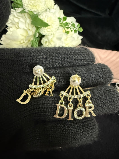 D!0r pearl diamond earring