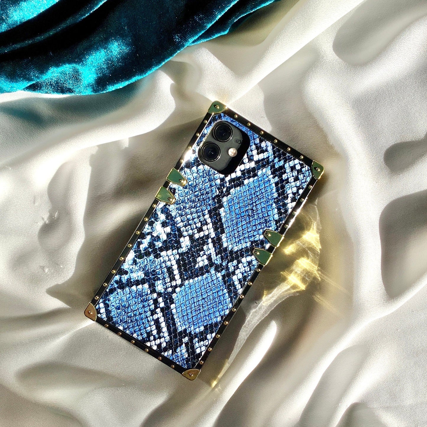 Pouzdro Samsung s prstenem "Blue Rattlesnake"