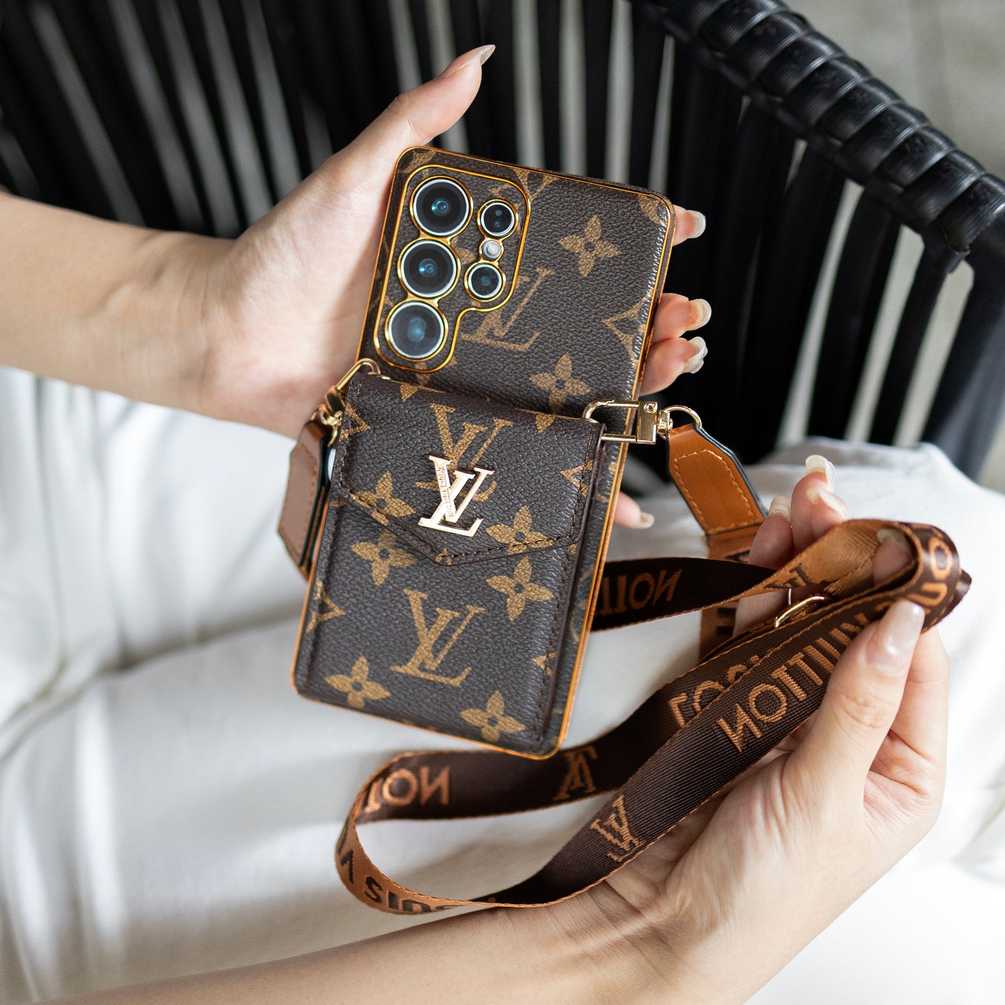 Lou クラシック レザー サムスン ケース カードウォレットとストラップ付き