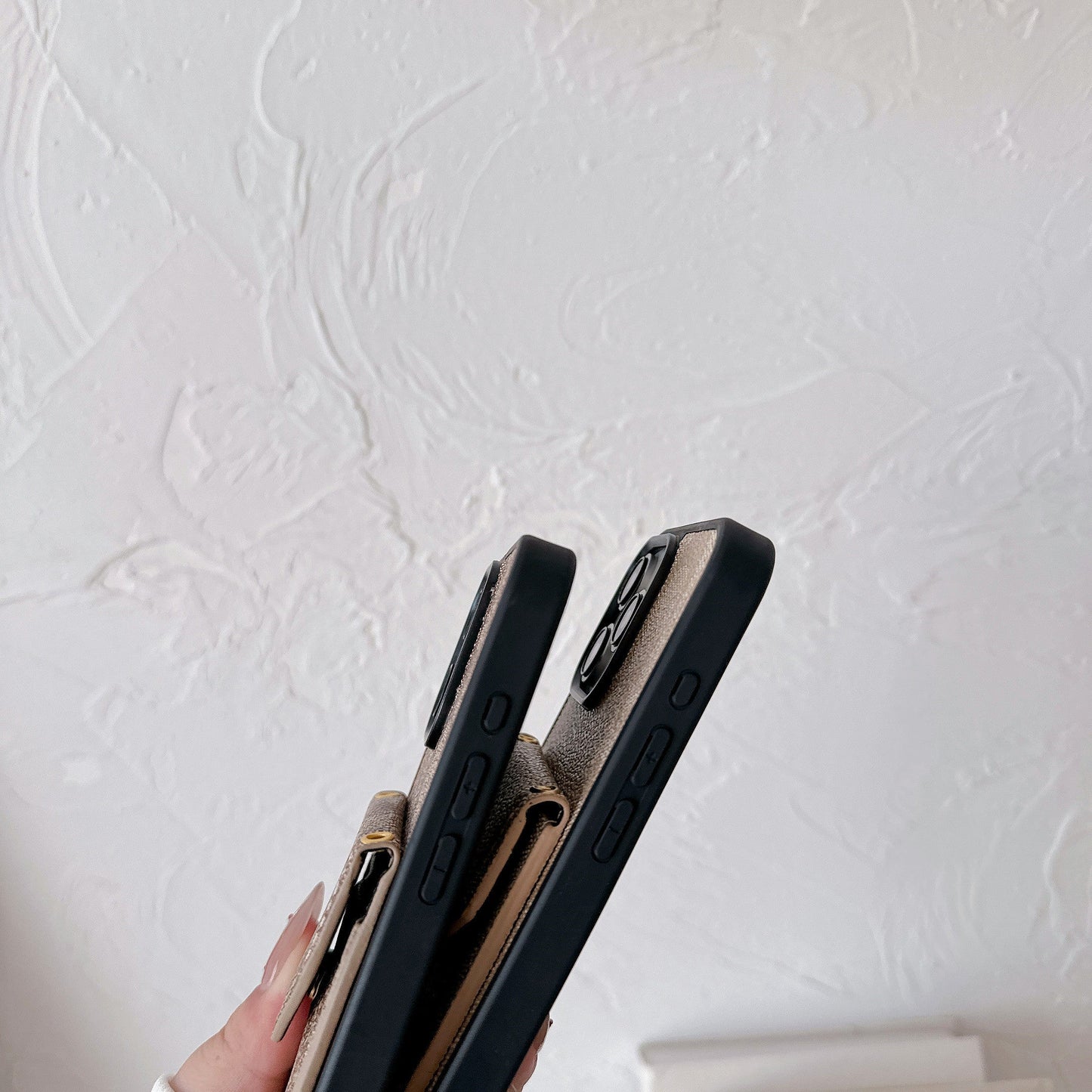 Coach iPhone-etui med kortholder og rem Mørkebrun -SJ240513