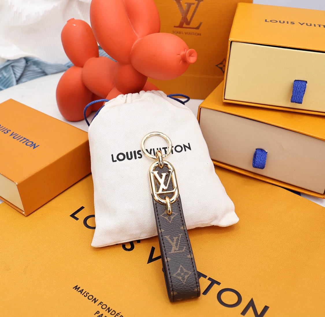 Модная ключа