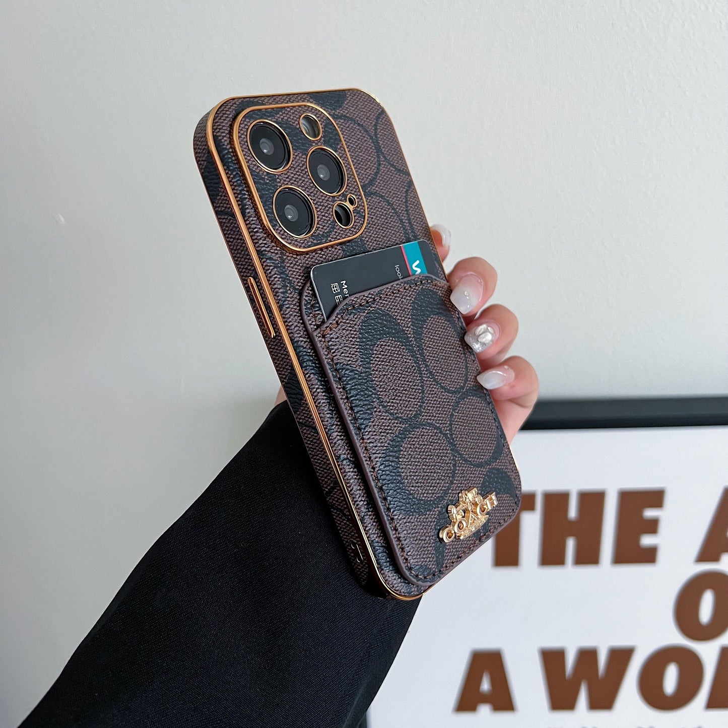 Тренер iPhone Case с держателем карты Brown -kb241651