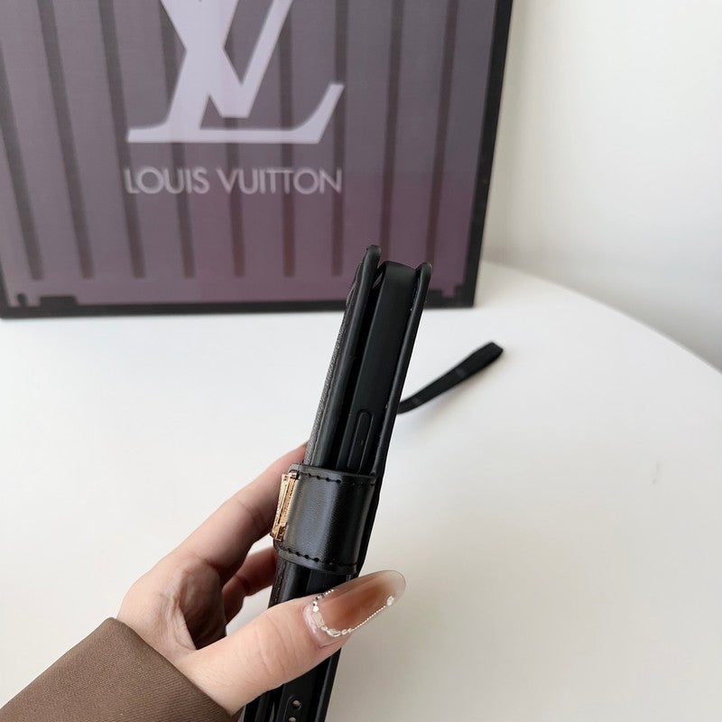 Сумка для карты Lou Side Crossbody Crow