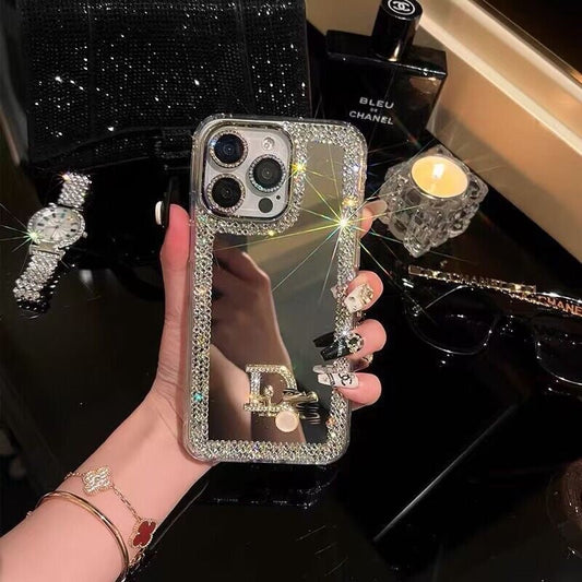 Glamorous Beauty Mirror iPhone -kotelo – Meikki & Tyyliä liikkeellä ollessa!