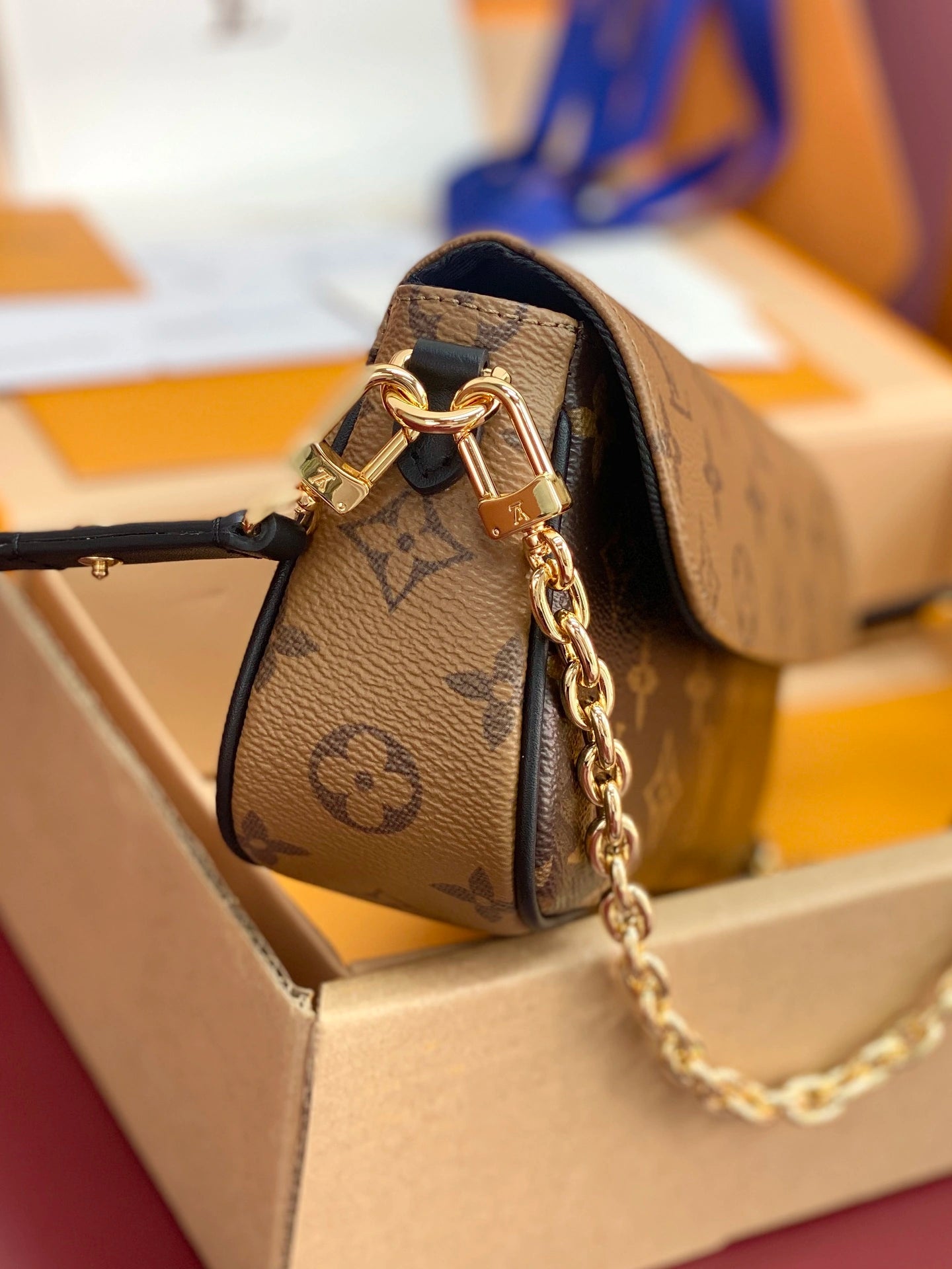 Luxus klasszikus monogramos válltáska