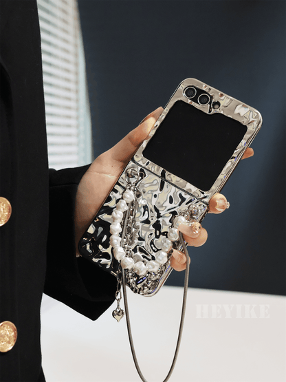 Capa Samsung Galaxy Z Flip 6/5/4/3 em Liga de Alumínio Texturizada Pérola Crossbody