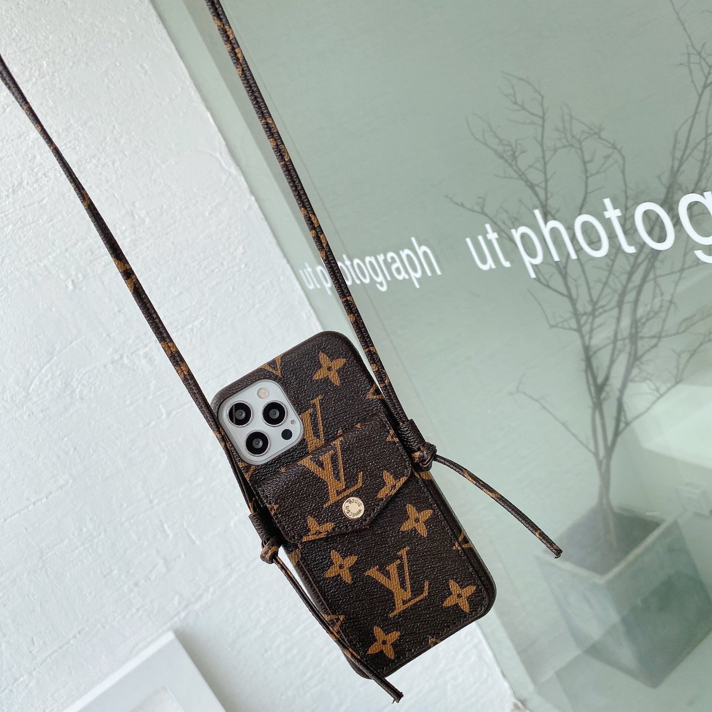 Lou Leather Chain iPhone Case