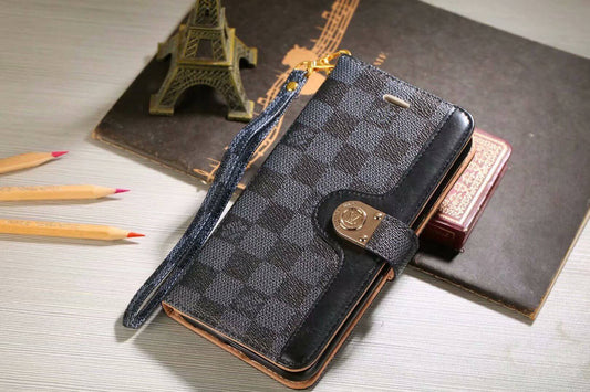 Lou Monogram Wallet Case för iPhone - Black Checkerboard